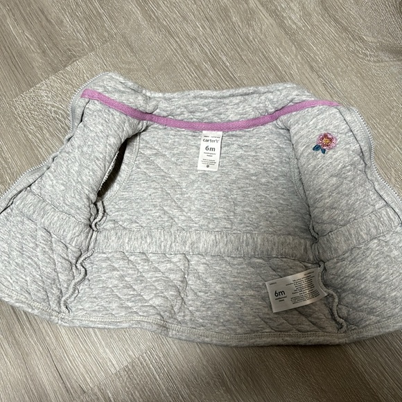 Carters 6 Month Vest - Picture 3 of 5